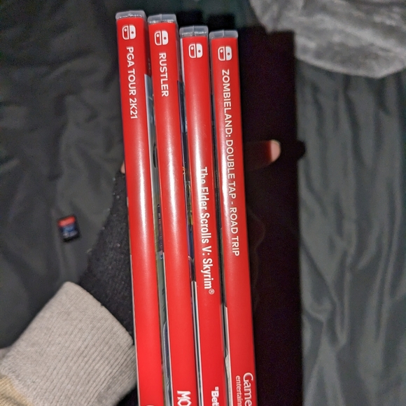 Nintendo switch game bundle - Picture 3 of 3